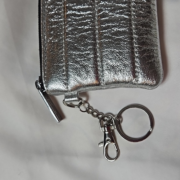 BARI LYNN SILVER PUFFER CASE-KEY HOLDER - Picture 3 of 7